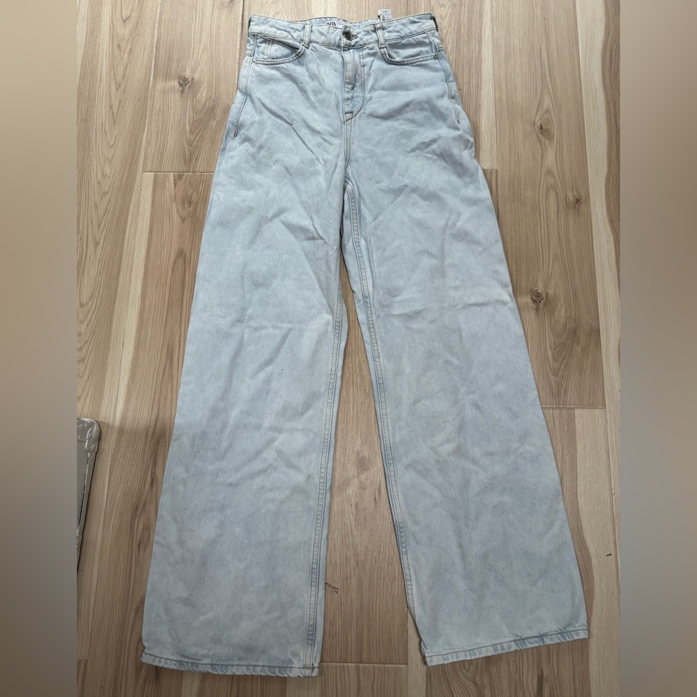 Zara Women's Light Blue Wide Leg Jeans/High Waist Size 2